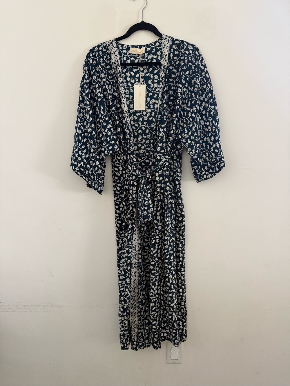Natalie Martin Navy Floral Kimono Robe NWT